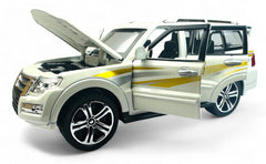 Mitsubishi Pajero diecast scale model car collectible