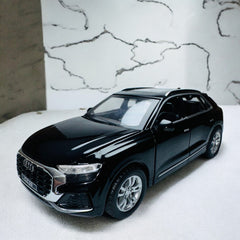 Audi Q8 1:24 diecast scale model car collectible
