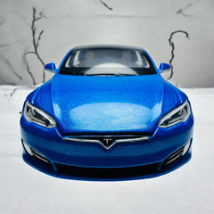 Tesla Model S 1:24 diecast scale model car collectible