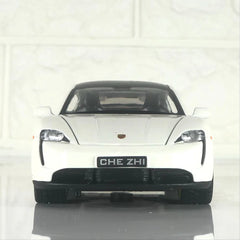 Porsche Taycan Turbo S 1:24 diecast scale model car
