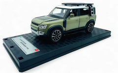 Land Rover Defender 110 1:24 licensed diecast Scale Model car