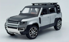 Land Rover Defender 110 1:24 licensed diecast Scale Model car