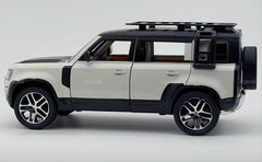 Land Rover Defender 110 1:24 licensed diecast Scale Model car