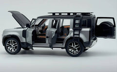 Land Rover Defender 110 1:24 licensed diecast Scale Model car