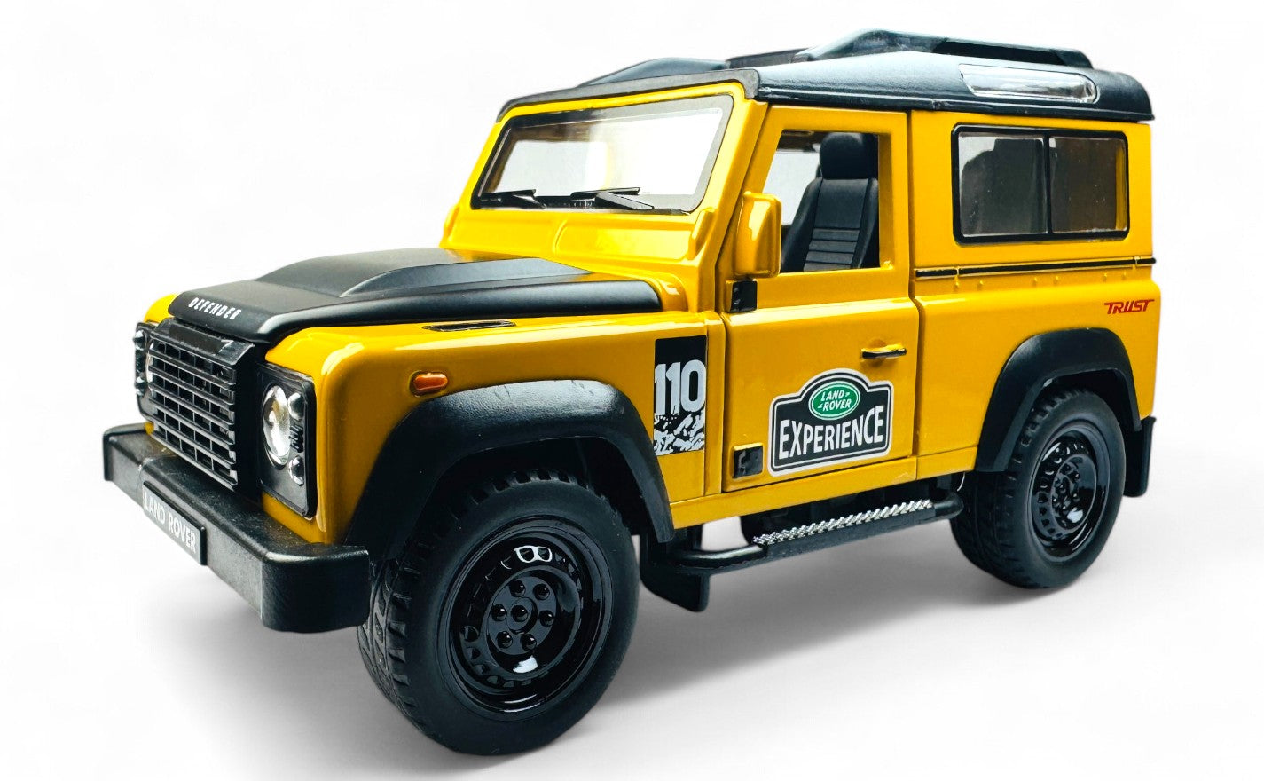 Land Rover Defender 90 diecast scale model car collectible