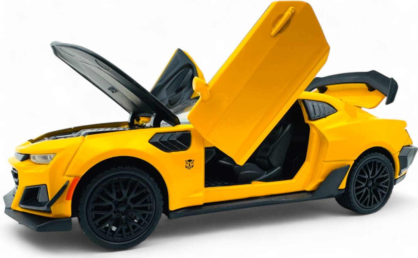 Chevrolet Camaro 2SS diecast scale model car collectible