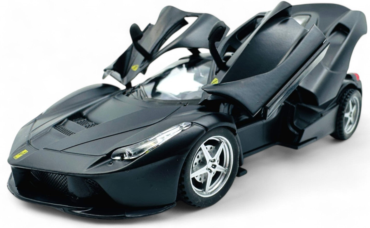 Ferrari LaFerrari 1:24 diecast scale model car collectible