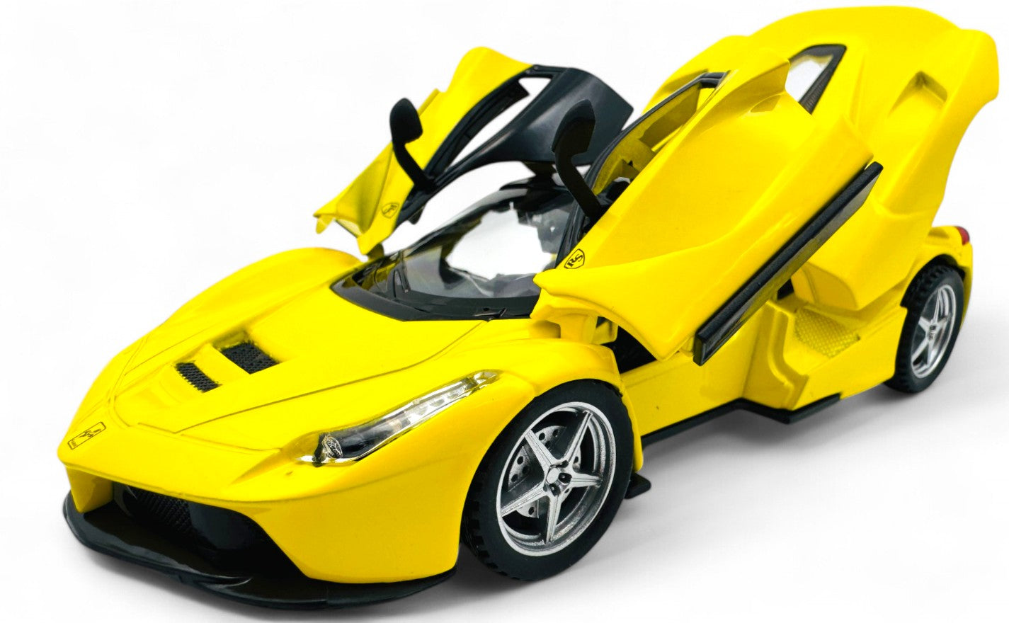 Ferrari LaFerrari 1:24 diecast scale model car collectible