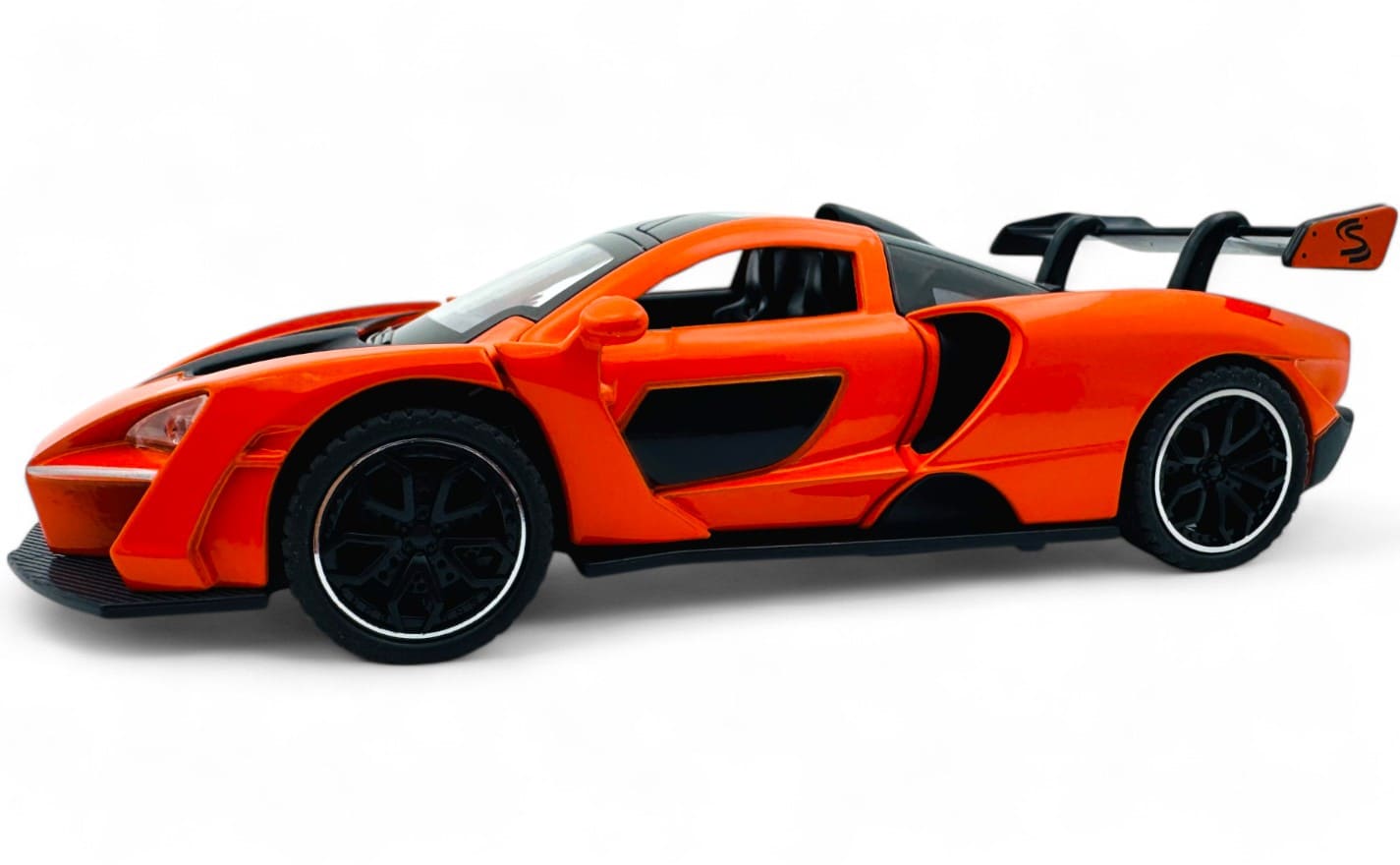McLaren Senna 1:24 diecast scale model car