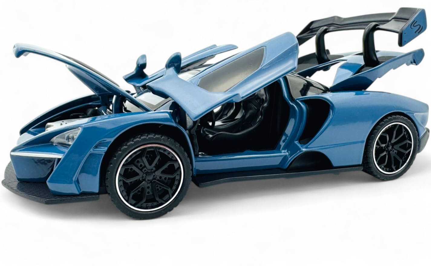 McLaren Senna 1:24 diecast scale model car