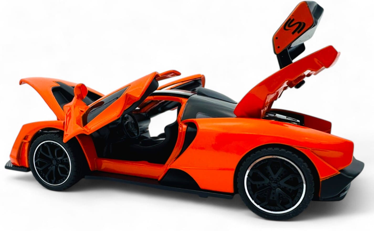 McLaren Senna 1:24 diecast scale model car