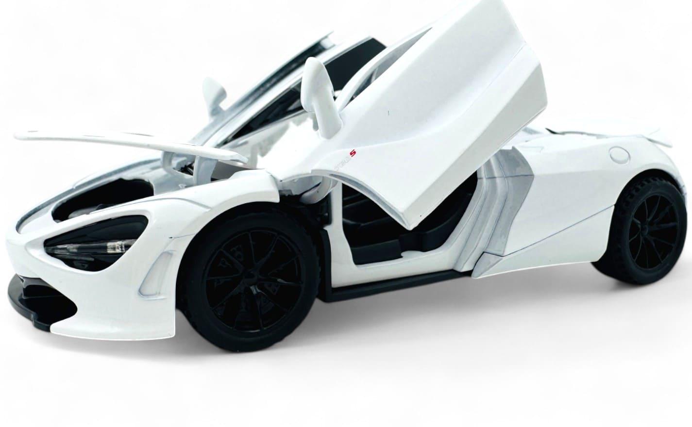 Mclaren 720s diecast scale model car collectible | Assorted Colors