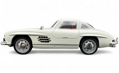 1954 Mercedes-Benz 300SL 1:24 diecast scale model car collectible