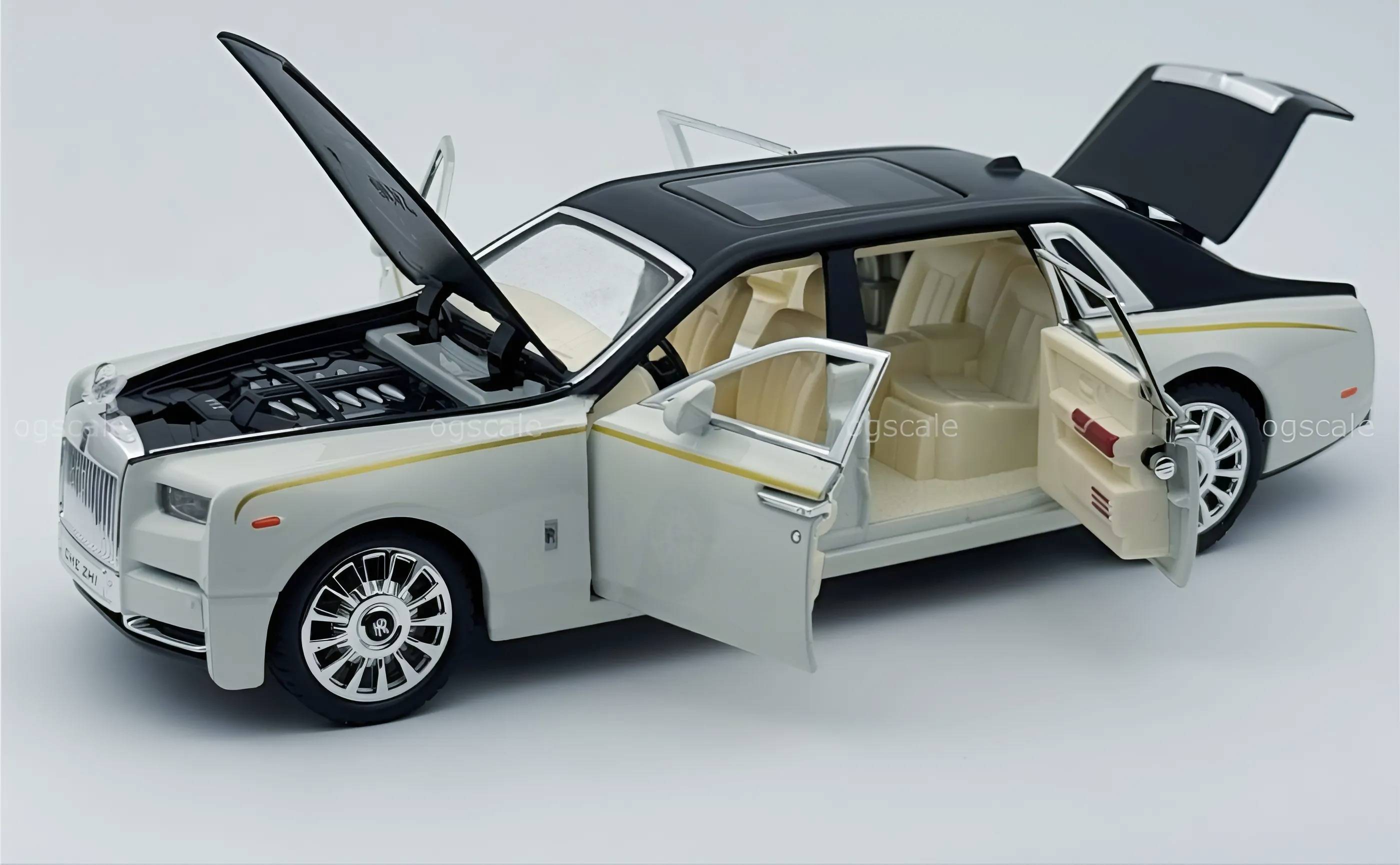 Rolls Royce Phantom 1:24 diecast scale model car collectible | Assorted Color