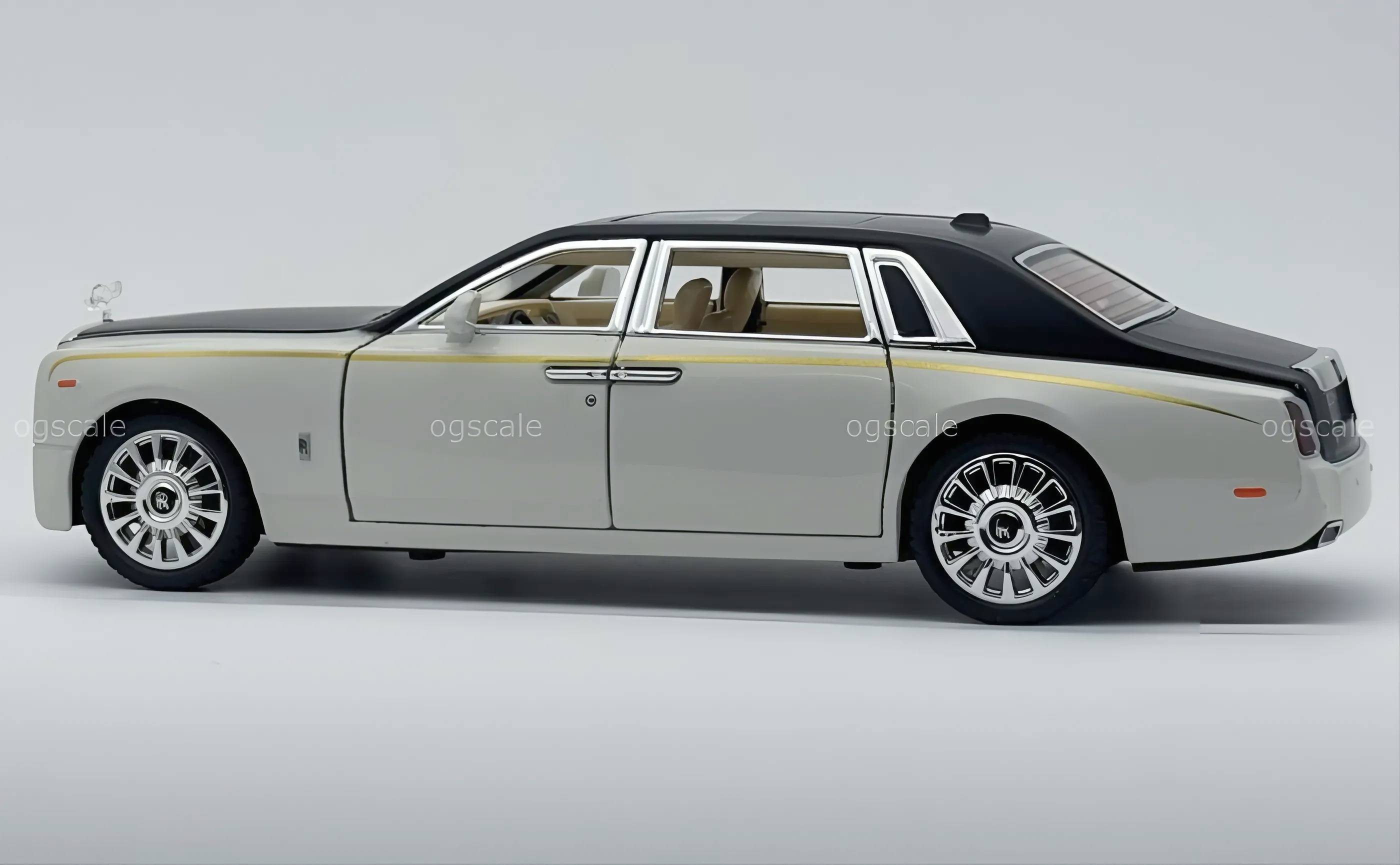 Rolls Royce Phantom 1:24 diecast scale model car collectible | Assorted Color