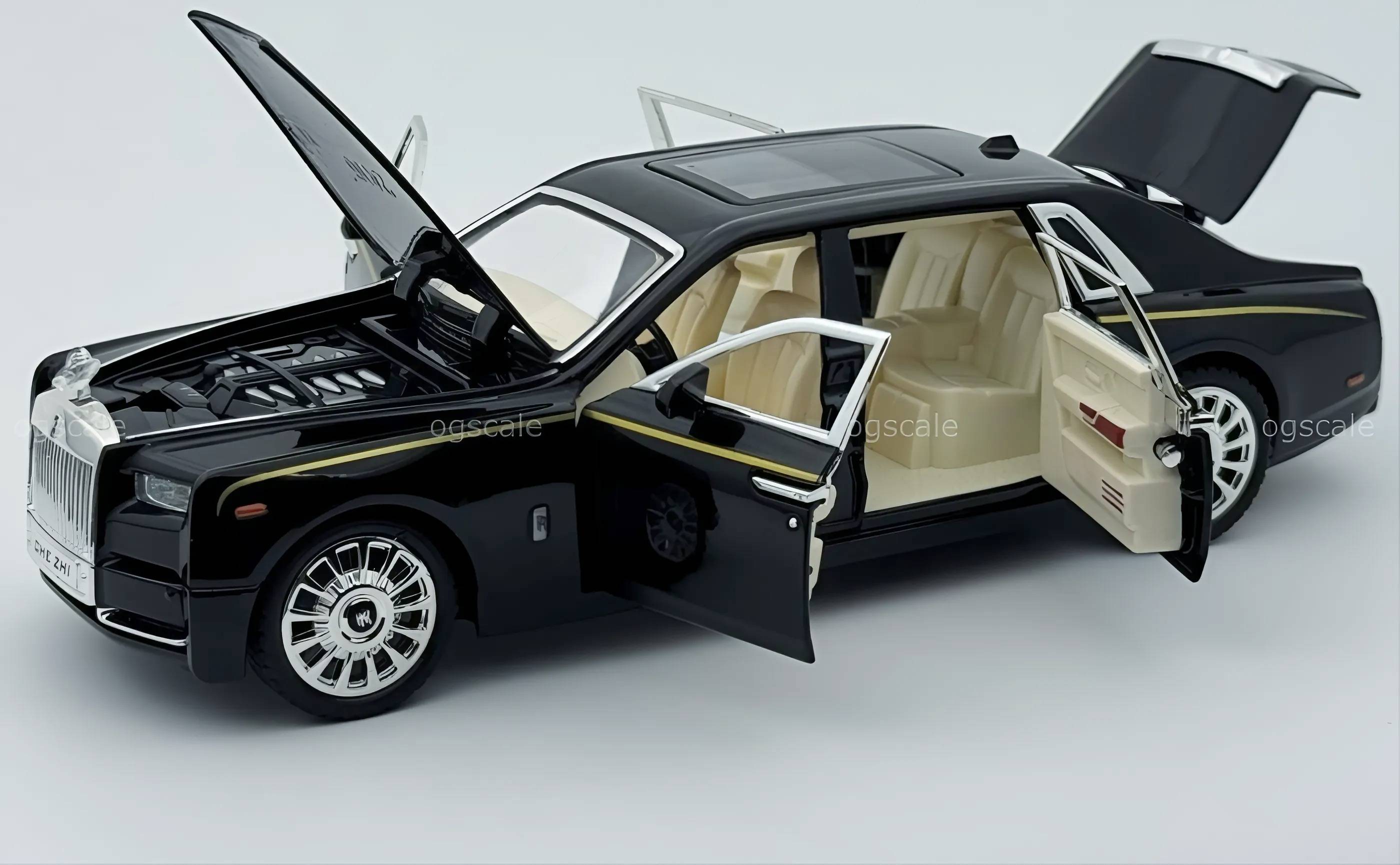 Rolls Royce Phantom 1:24 diecast scale model car collectible | Assorted Color