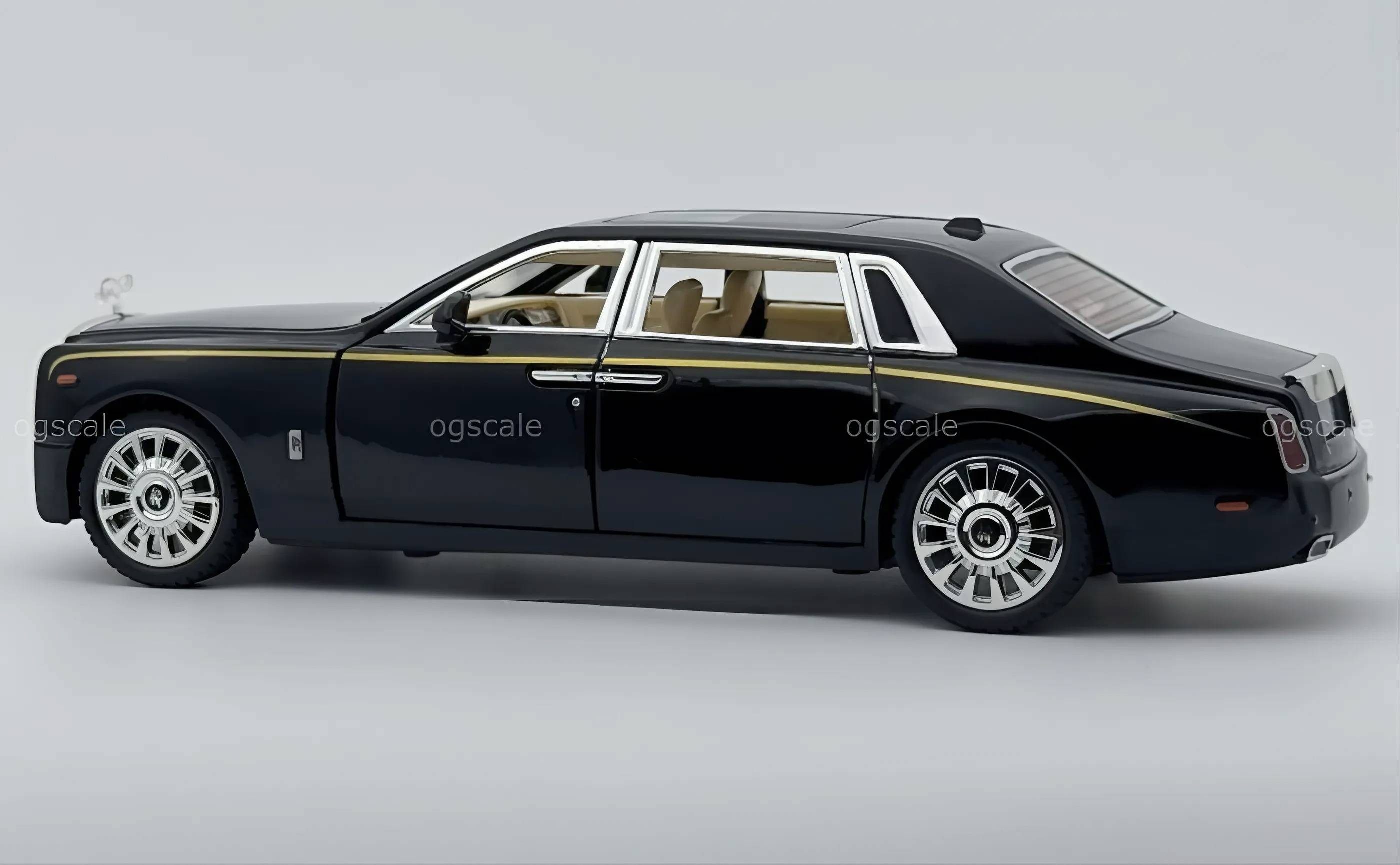 Rolls Royce Phantom 1:24 diecast scale model car collectible | Assorted Color