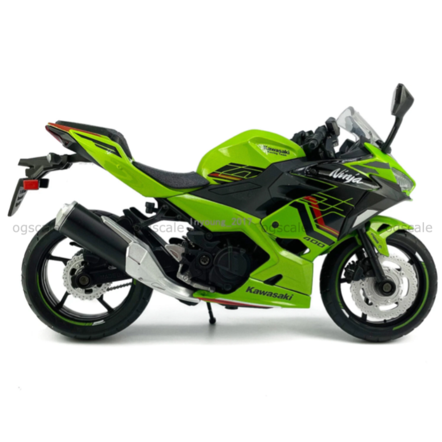 Kawasaki Ninja 400 Green 1:12 CCA licensed diecast scale model bike collectible