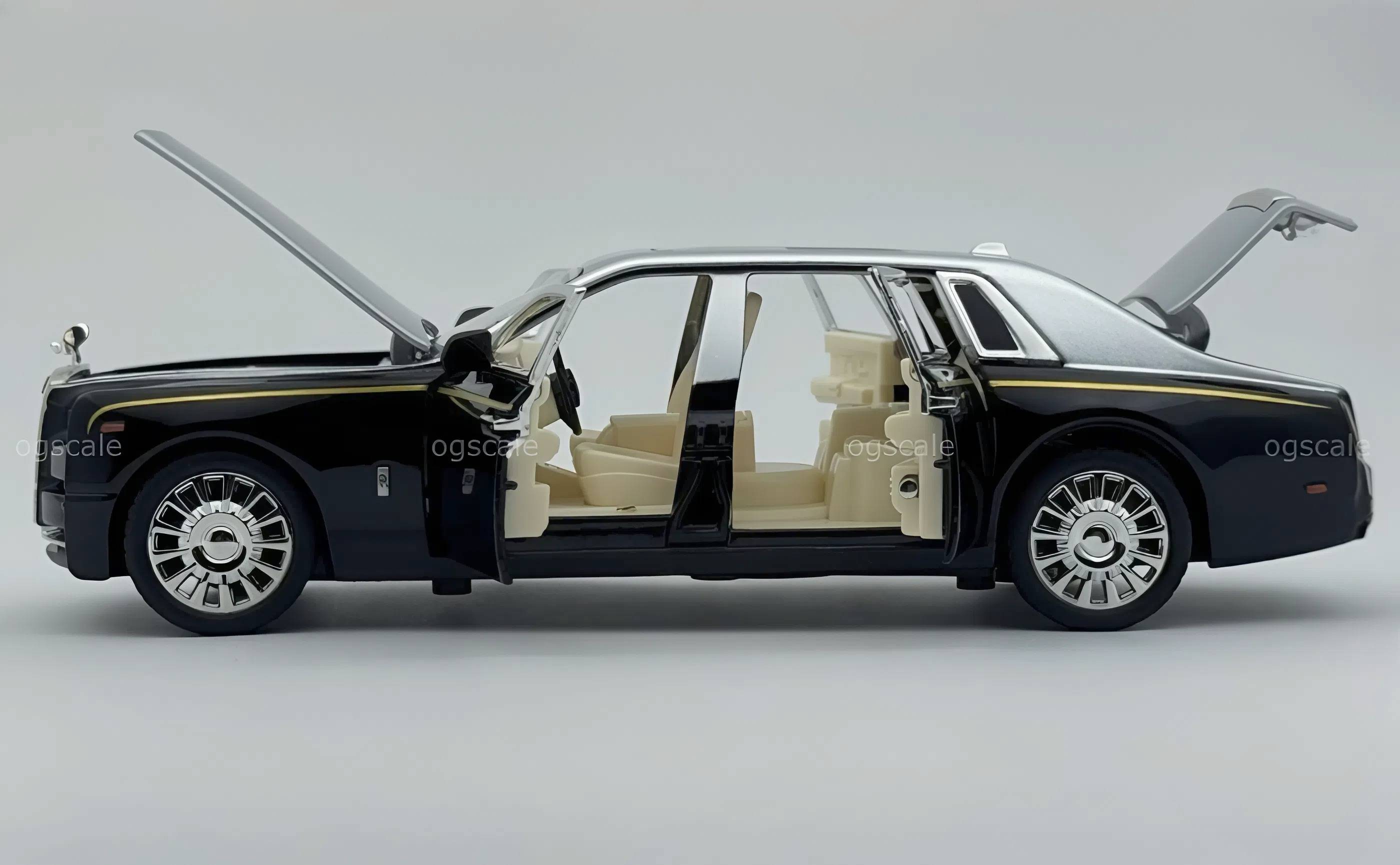 Rolls Royce Phantom 1:24 diecast scale model car collectible | Assorted Color