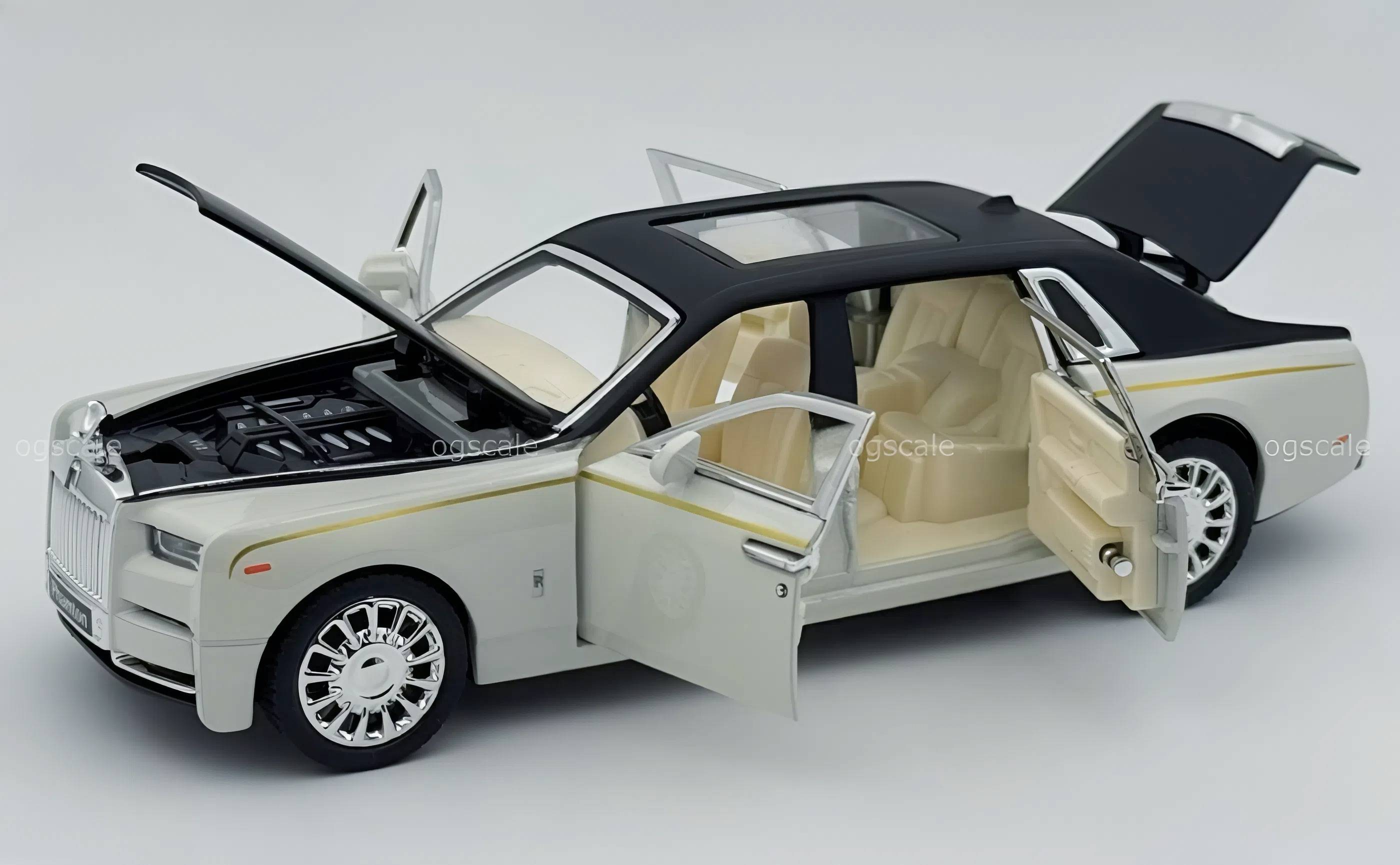 Rolls Royce Phantom 1:24 diecast scale model car collectible | Assorted Color