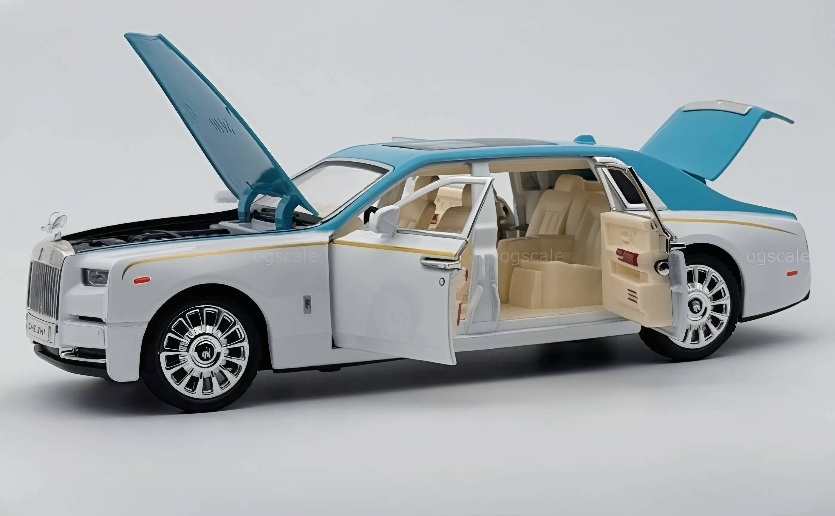 Rolls Royce Phantom 1:24 diecast scale model car collectible | Assorted Color